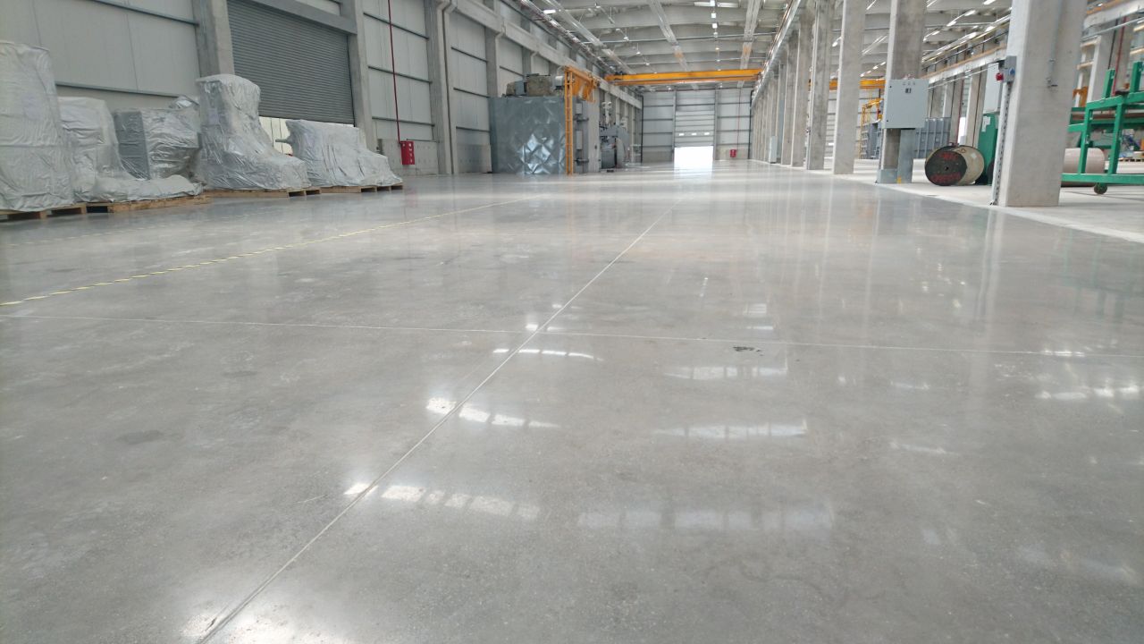 Beton Yüzey Düzeltme – Kusursuz ve Pürüzsüz Zeminler